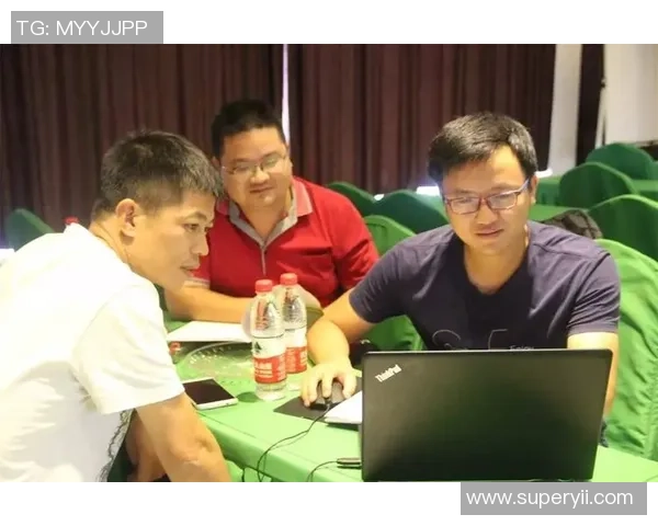 杭州羽毛球队在杯赛中的团队协作表现分析与启示